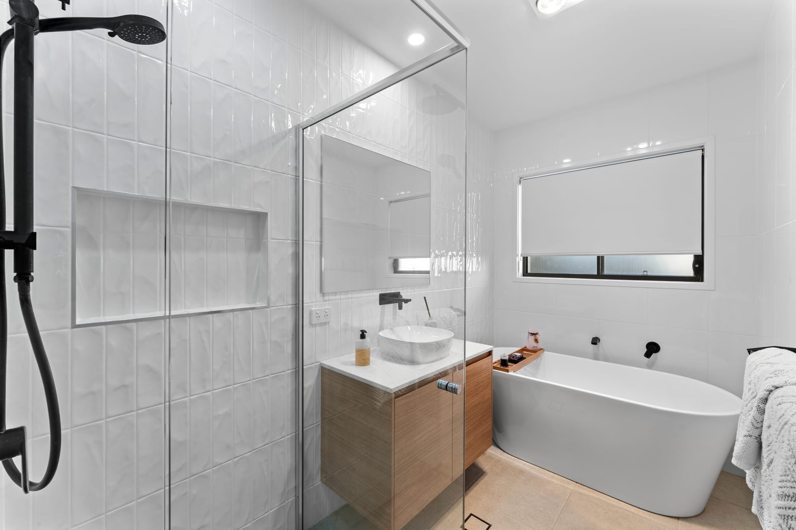 Contemporary Luxury Meets Peaceful Bushland Living