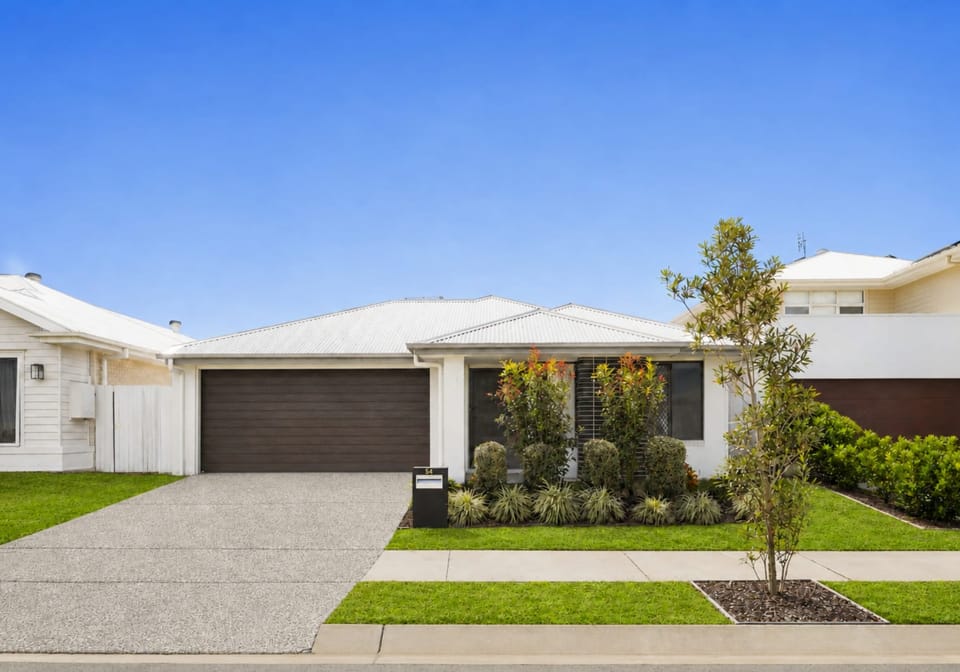 SOLD by Team Cassie Kennedy!