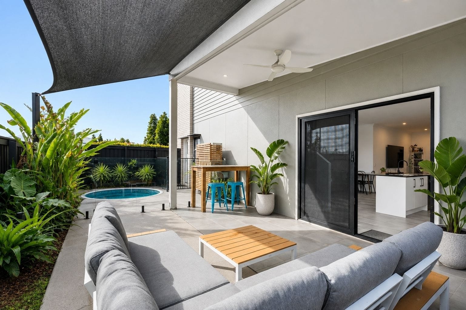 Genuine Opportunity, Seller Ready to Move!!