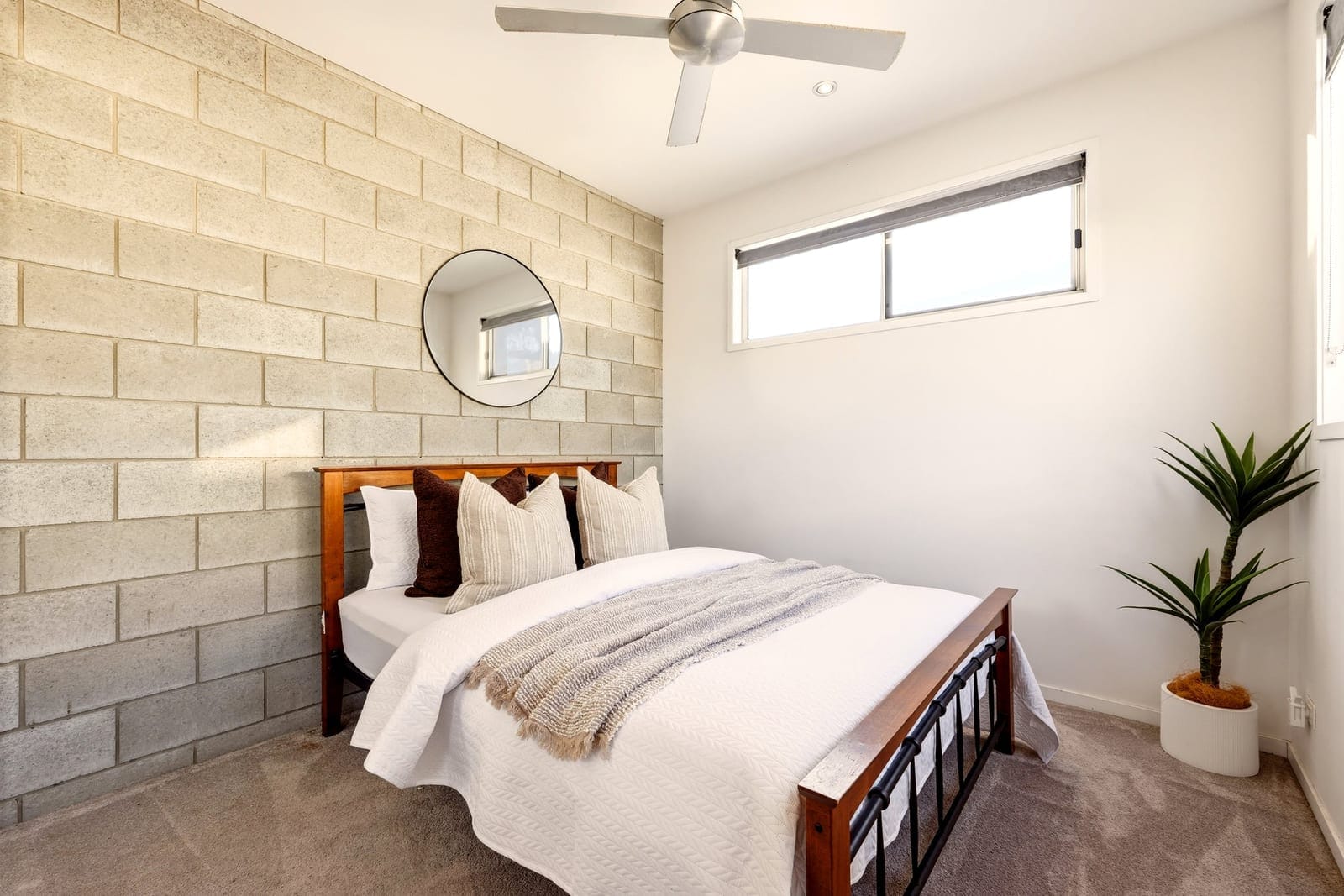Sophisticated Parkside Living in the Heart of Sunshine Cove