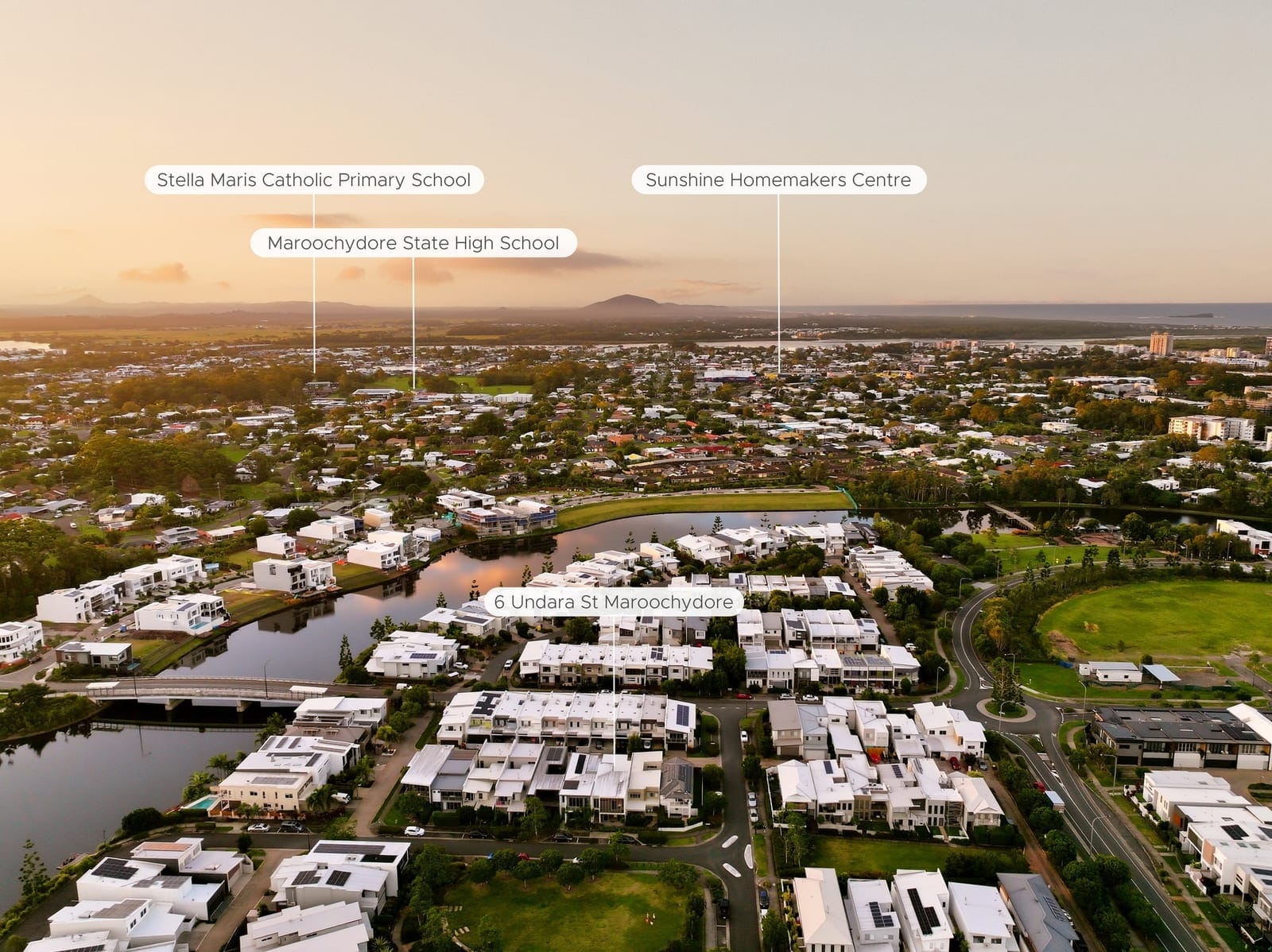 Sophisticated Parkside Living in the Heart of Sunshine Cove