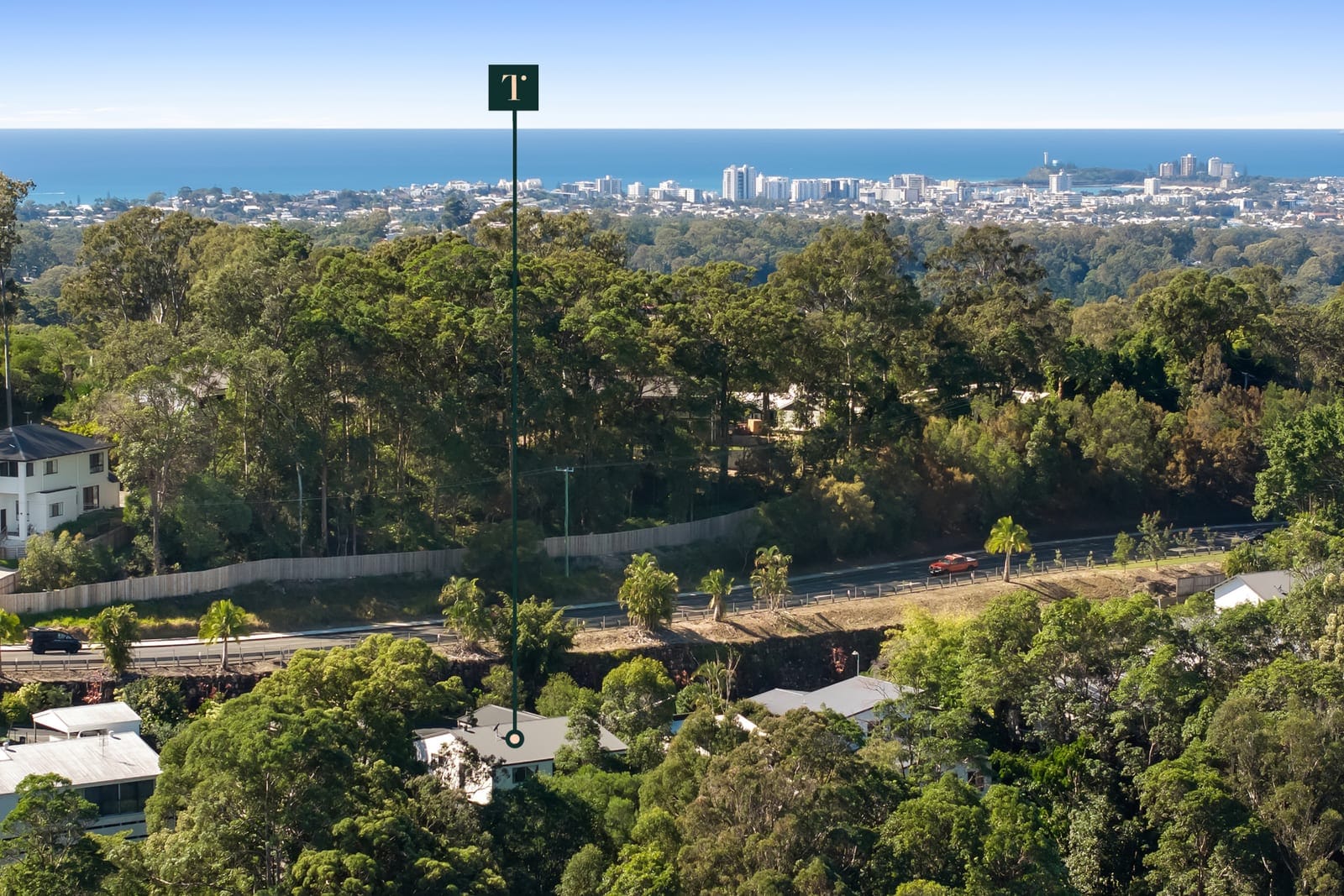 Modern Family Sanctuary - Stunning Rainforest Views