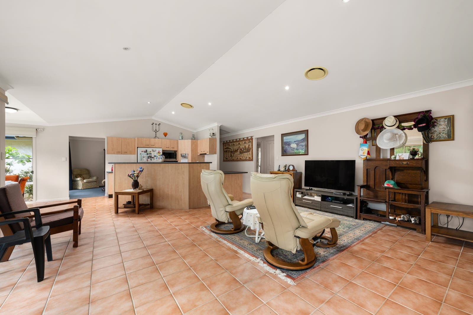 A Rare Dual Living Offering in the Heart of Buderim