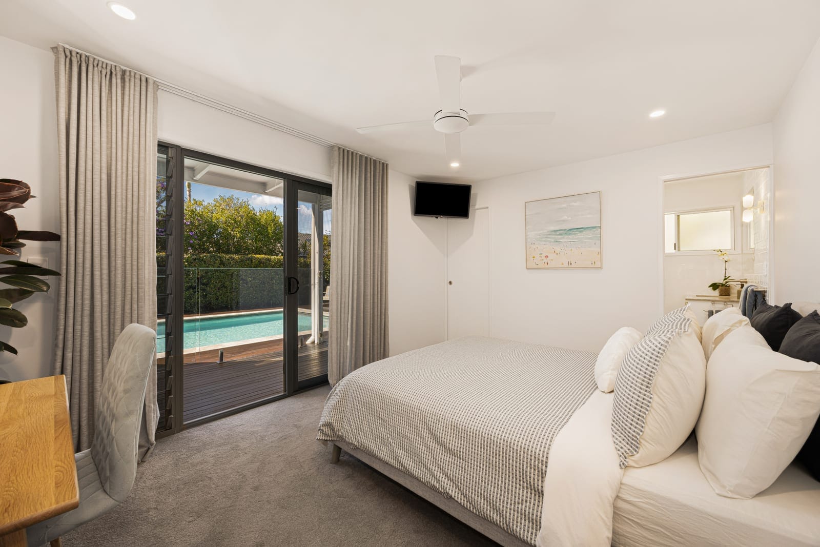 Hamptons-Inspired Luxury in the Heart of Buderim