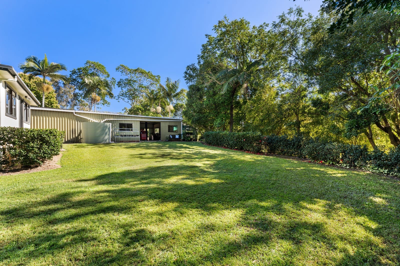 SOLD BY JAMIE VIBERT & NAJ ELSAYED