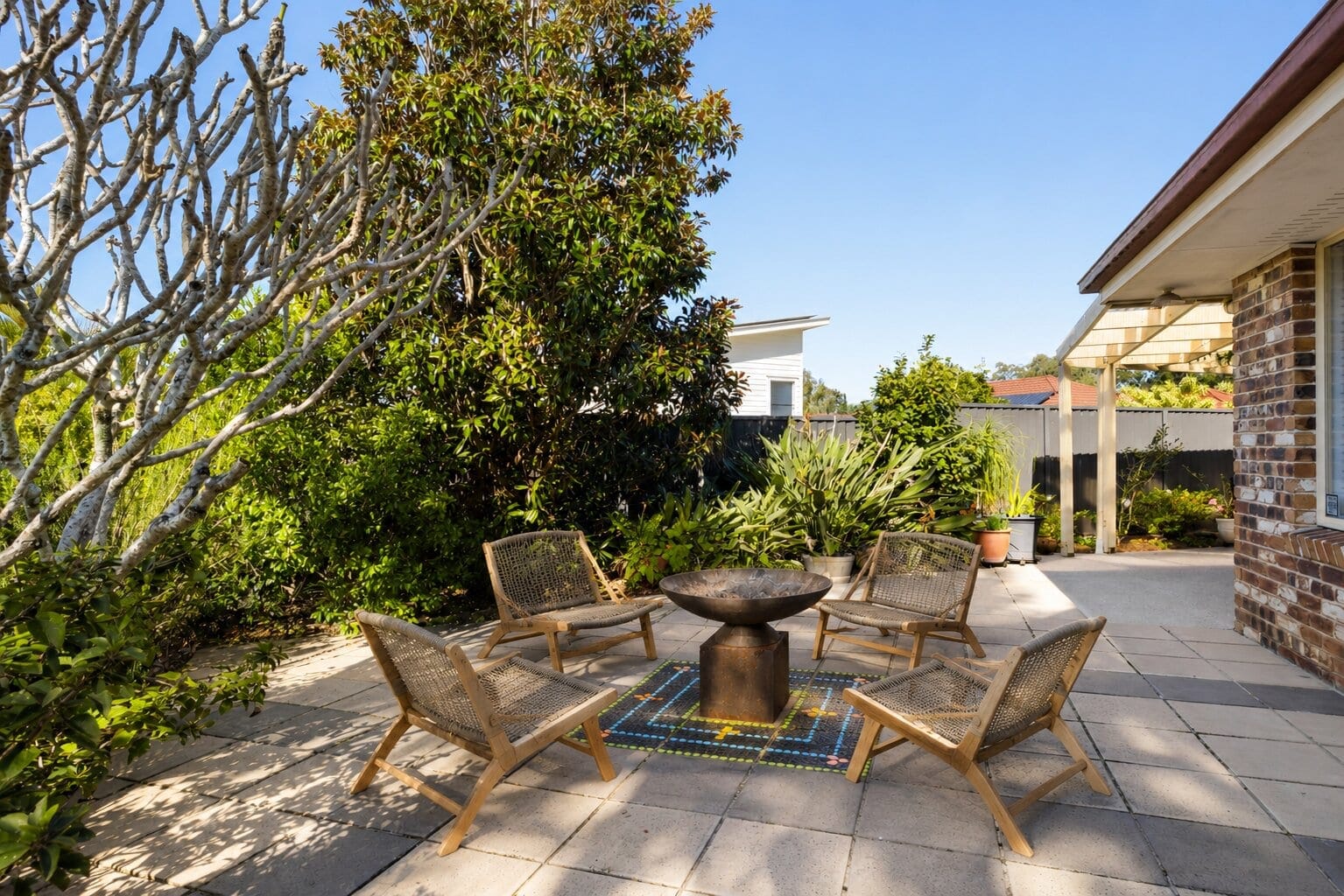 Dual Key - Genuine Dual Living Opportunity in Quiet Family Sanctuary