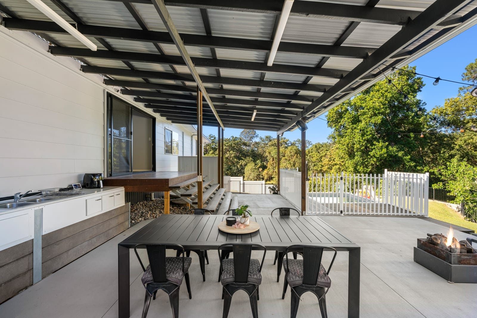 Space, Potential & Lifestyle in the Heart of West Woombye