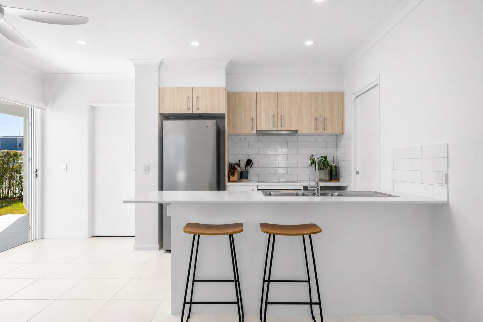 2 TARCUTTA LANE, NIRIMBA