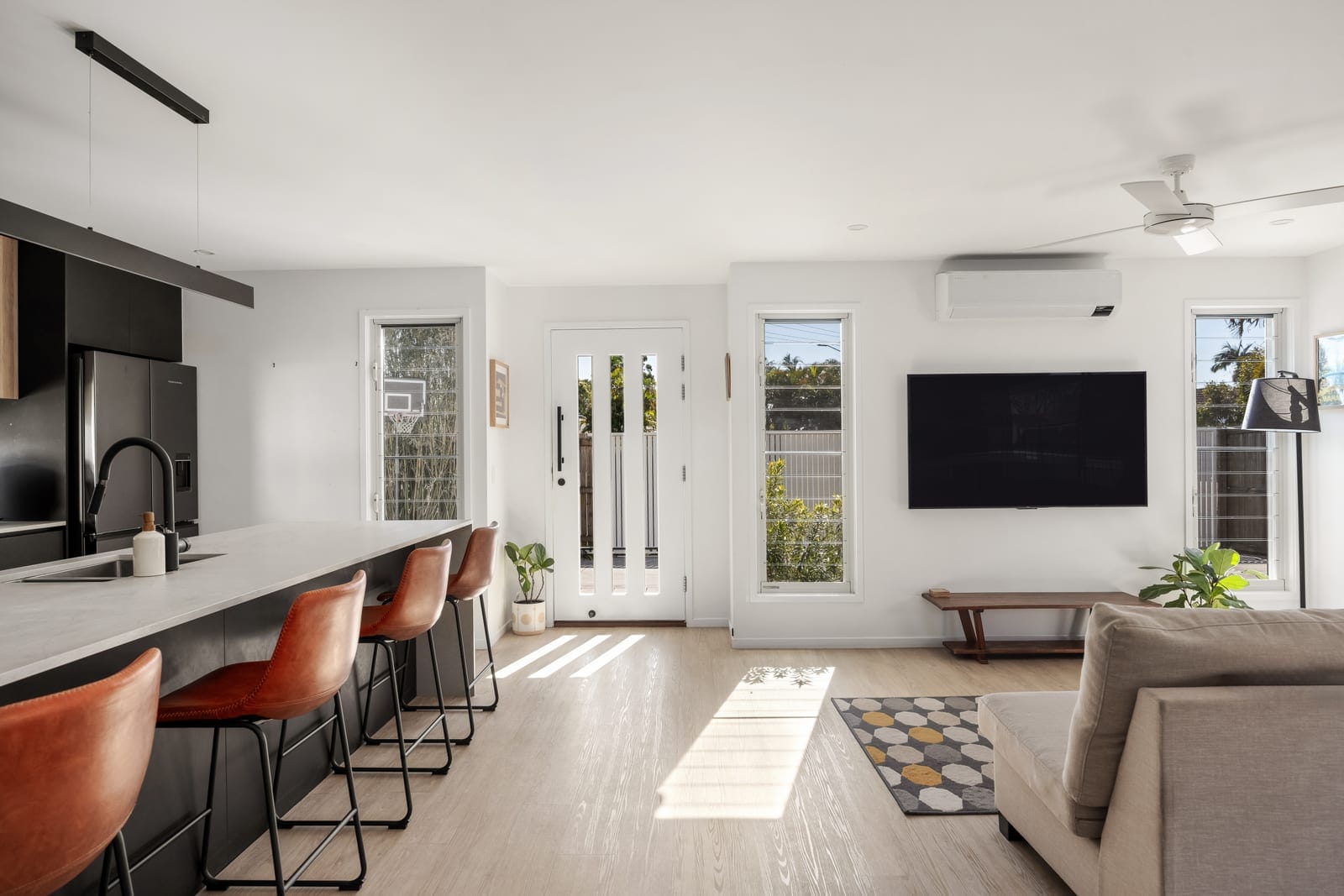 Sunlit Coastal Living Meets Thoughtful Functionality!