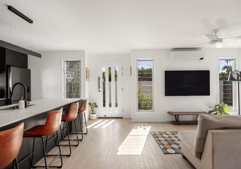 Sunlit Coastal Living Meets Thoughtful Functionality!