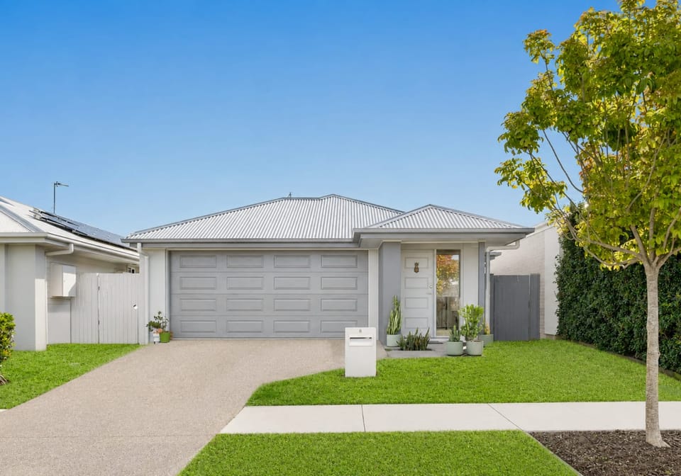 SOLD by Team Cassie Kennedy!