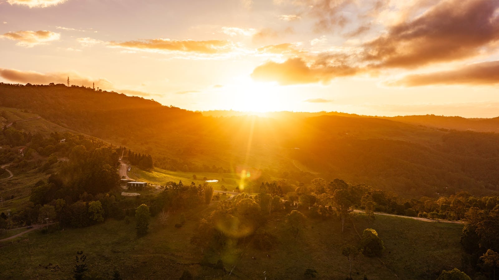 56 Acres of Lifestyle, Views & Opportunity