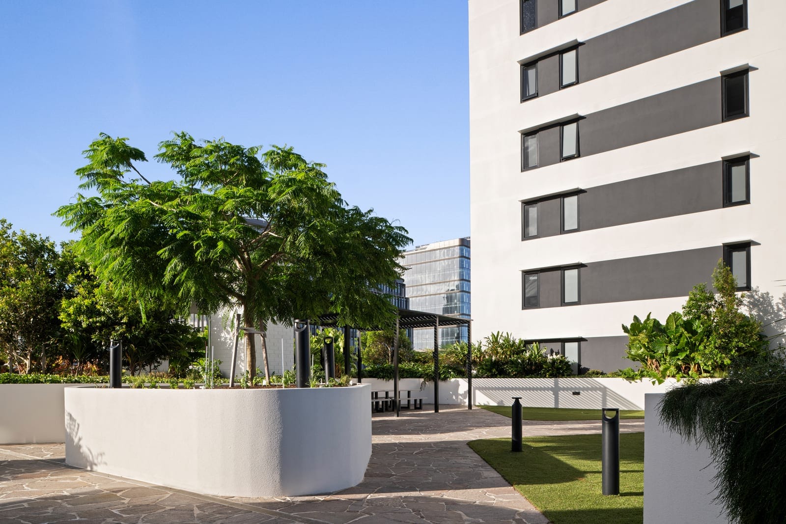 Elevated CBD Living With Expansive Views