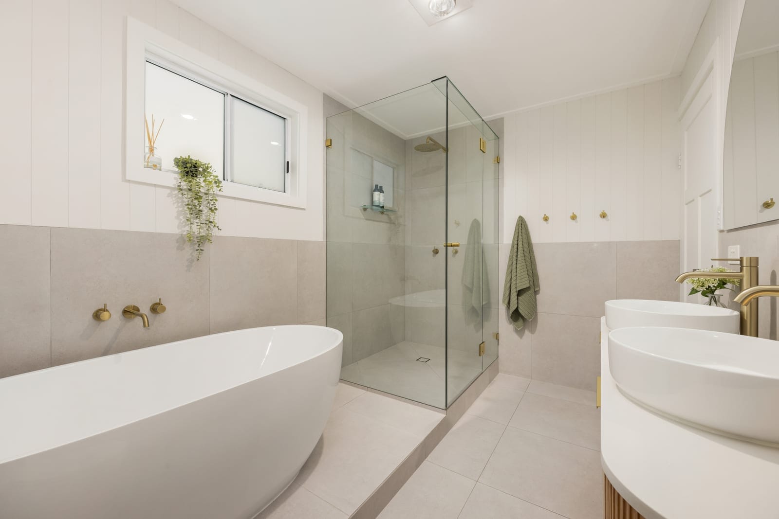 2.5 Acres of Freedom, Just Minutes from the Coast