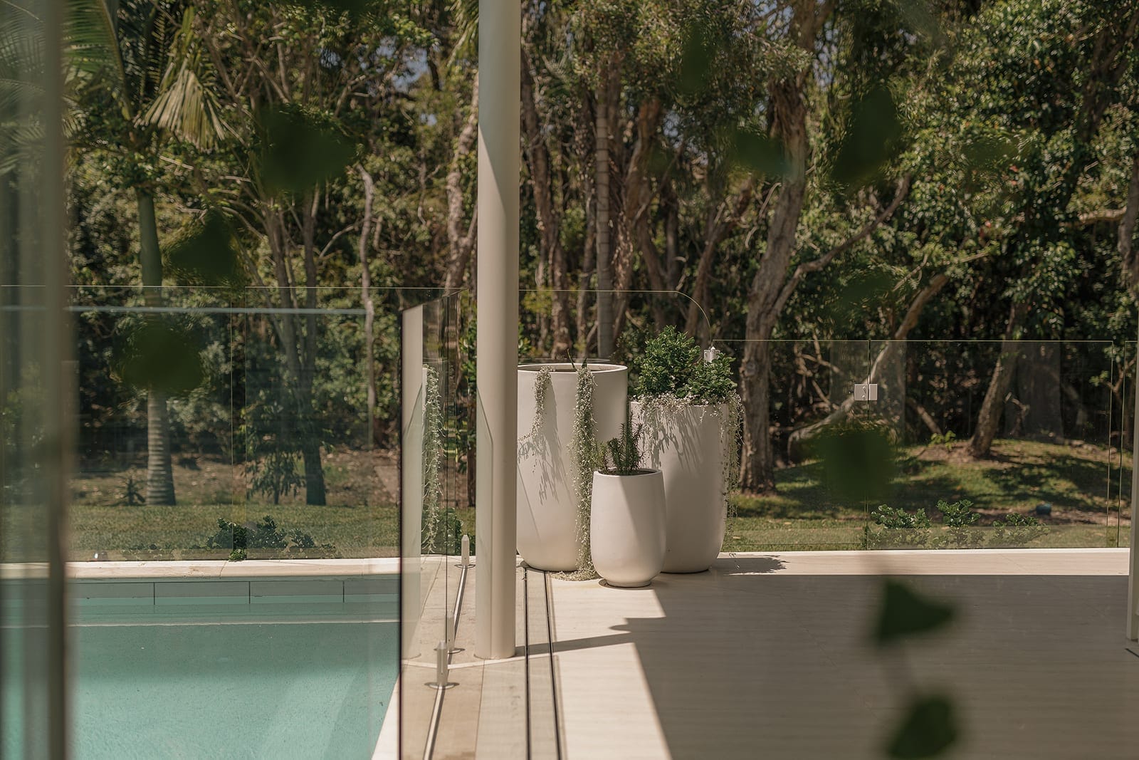 Oceanic House: Beachside Perfection