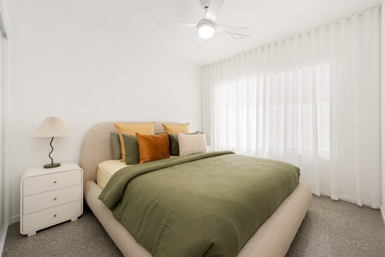 Effortless Contemporary Living with a Few Unexpected Luxuries