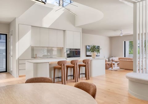 ARCHITECTURAL EXCELLENCE, ENGINEERED FOR COASTAL LIVING
