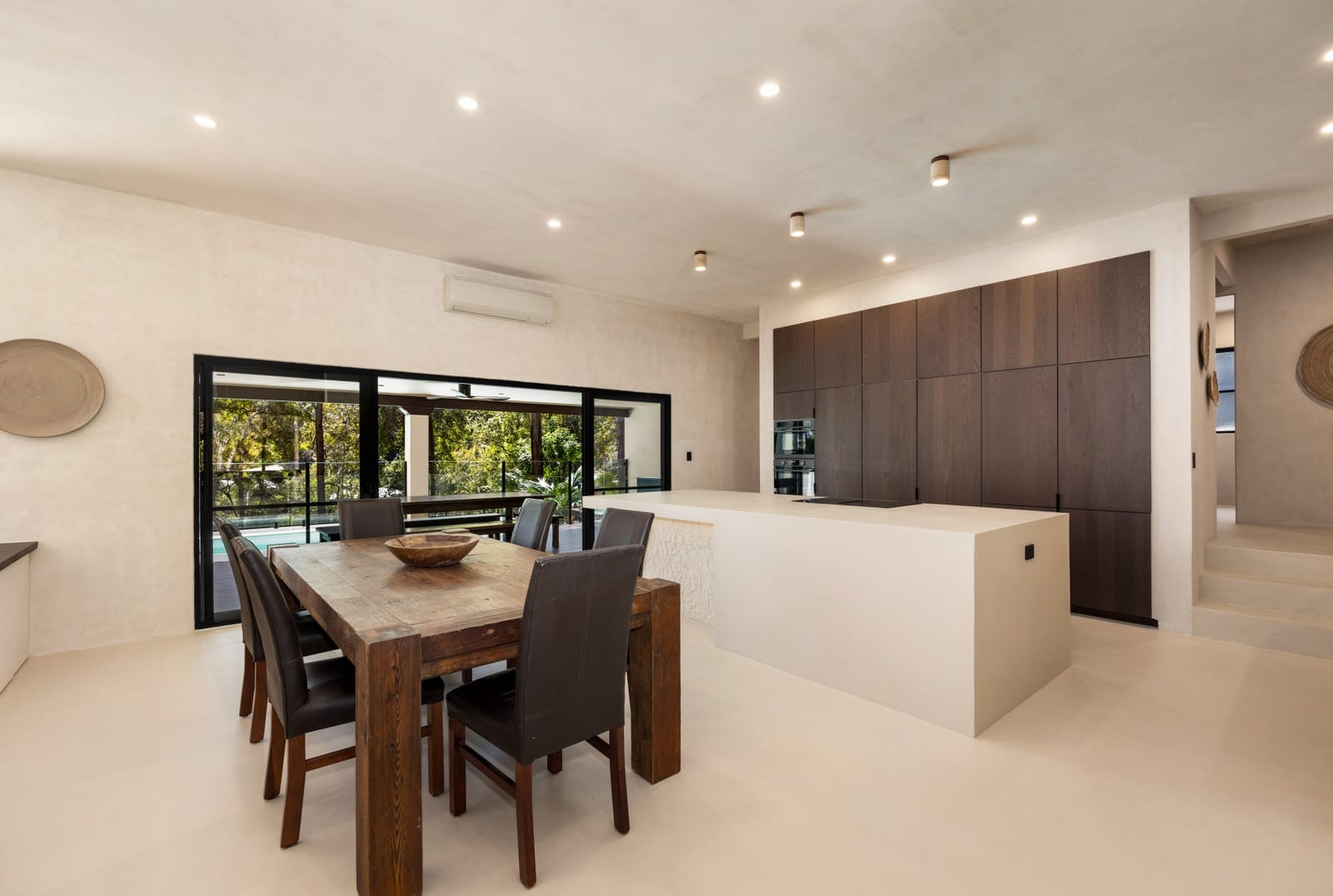 A Home of Texture, Tone & Tranquillity