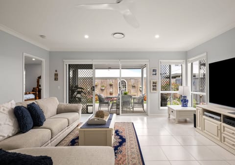 Hamptons-Inspired Charm with Flexible Family Living