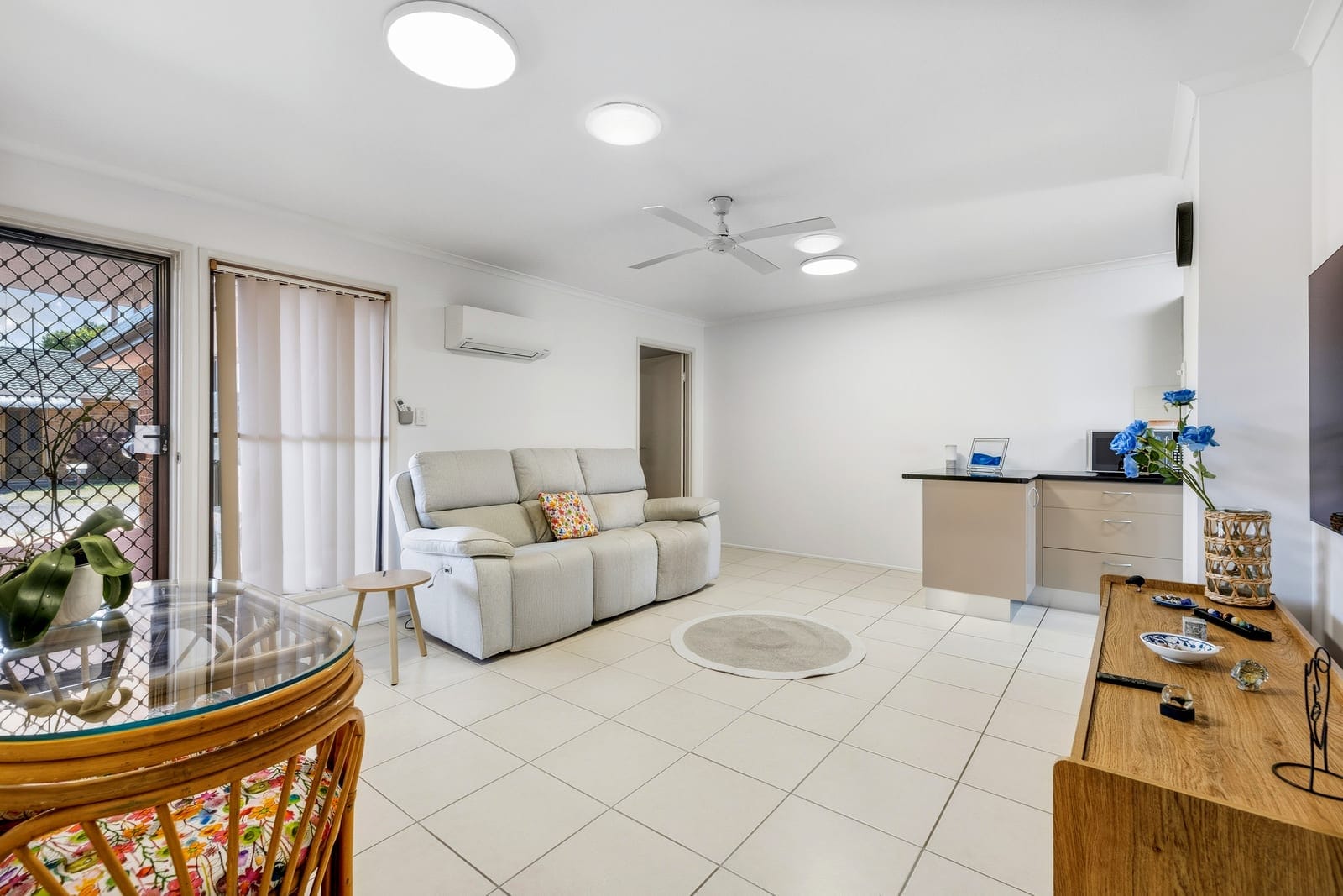 In the Heart of Minyama — A Villa That Delivers More
