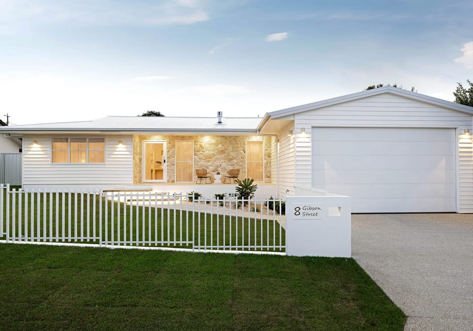All-Season Entertainer: Modern Elegance, Single Level Living