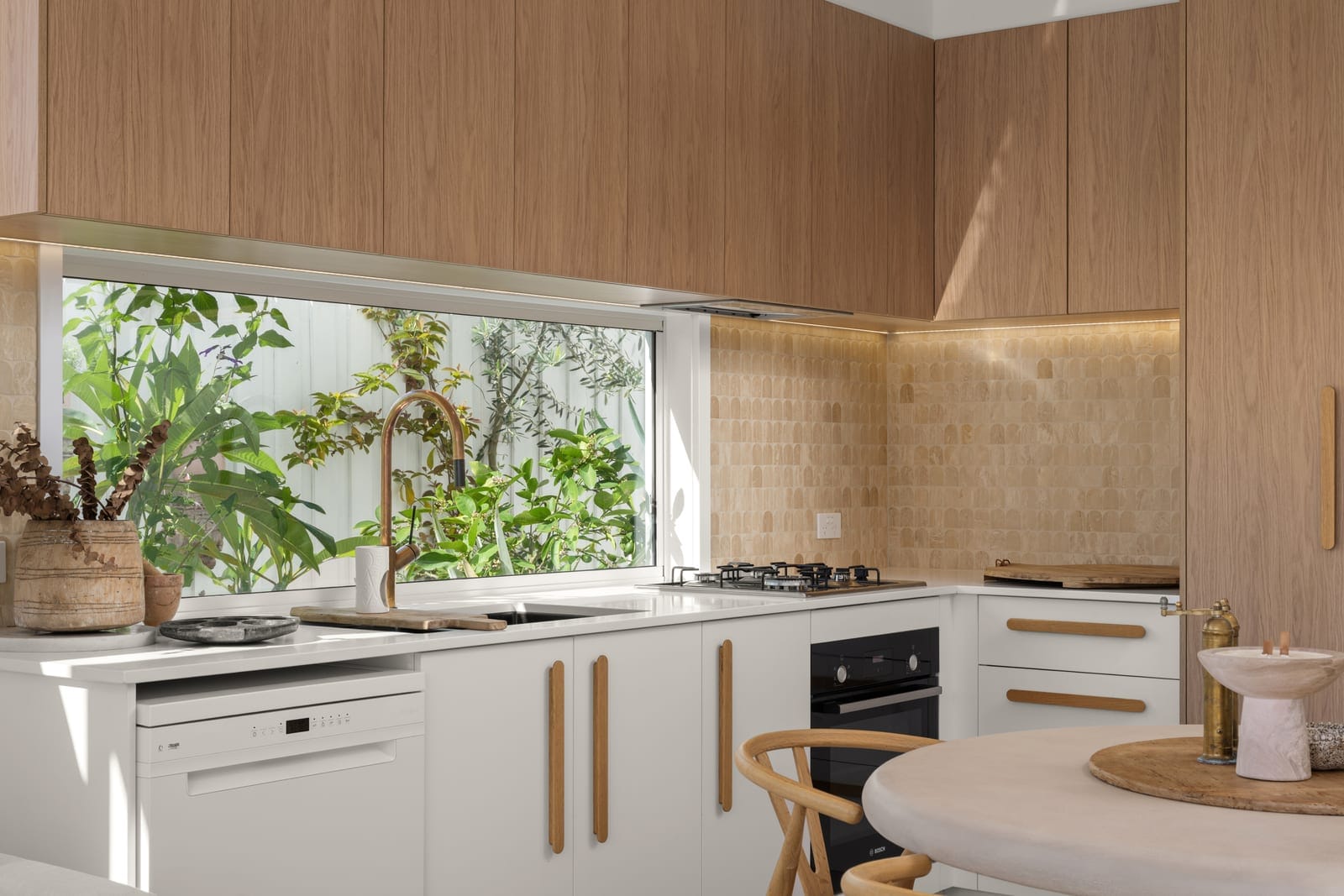 Lifestyle, Luxury, Location: Boutique Complex in River Precinct