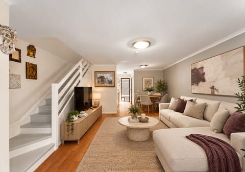 Private, Practical and Low-Maintenance Living in a High-Convenience Location
