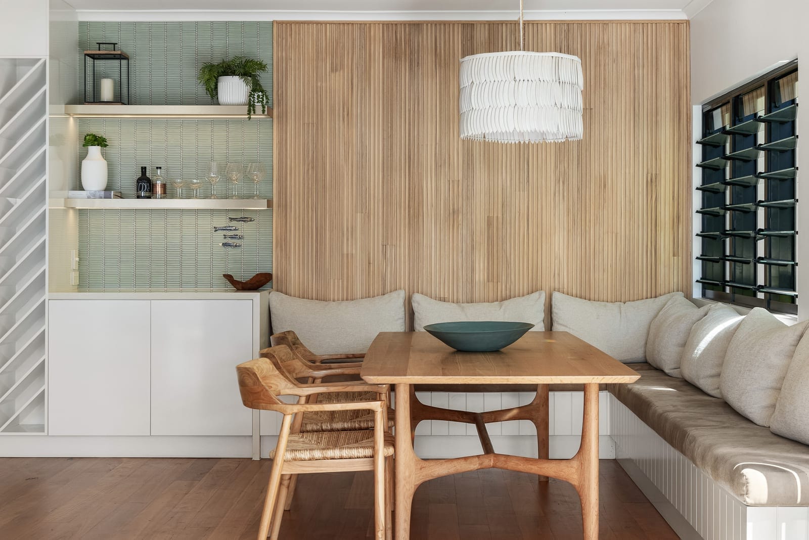 Coastal Elegance In A Private Rainforest Retreat