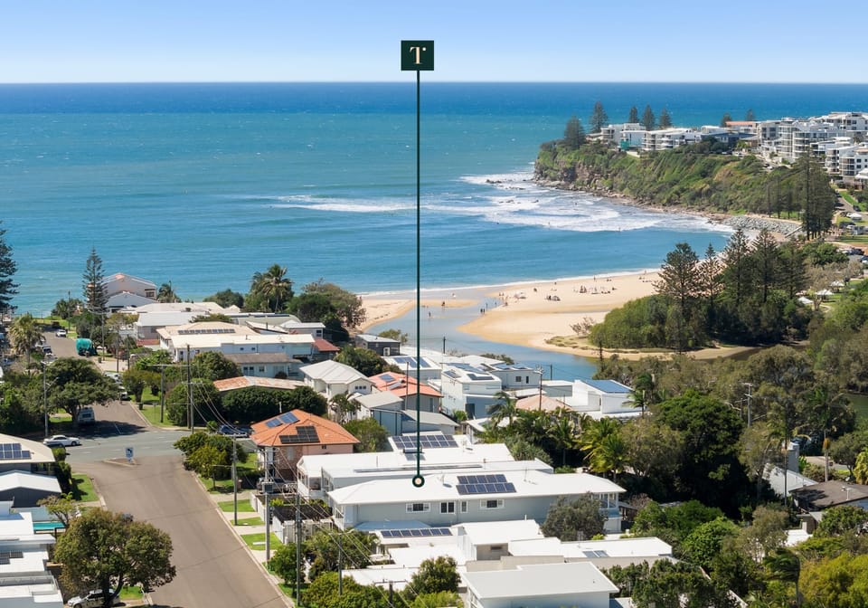 Bespoke by Design: Sophisticated Beachside Living