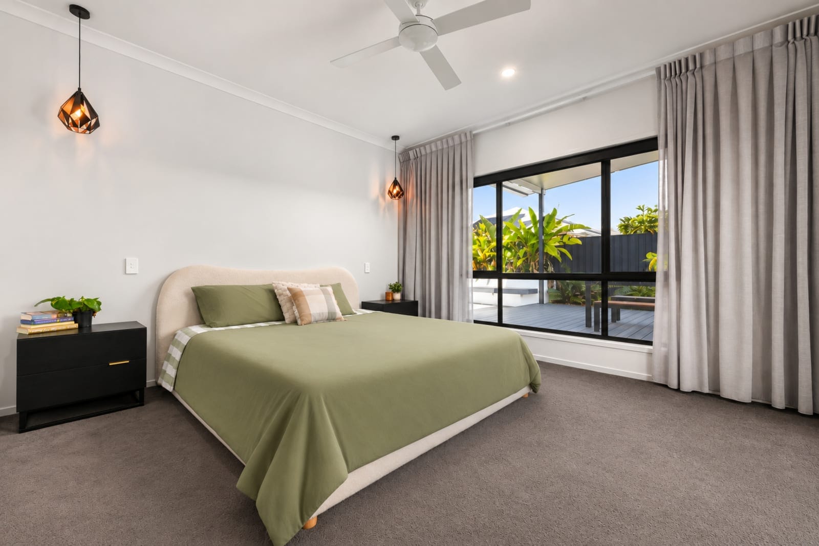 Resort-Inspired Family Living with Space to Spare