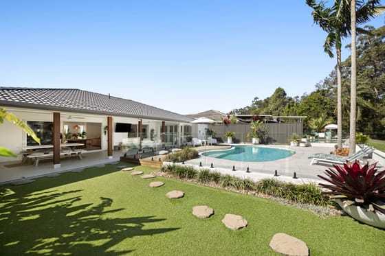 Dual Living by design, Lakeside by lifestyle!