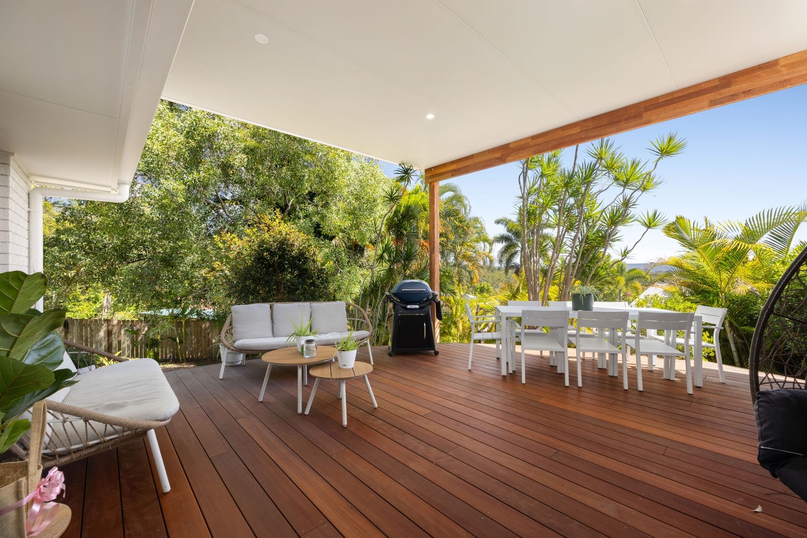 Move in Ready - Family Oasis w/ Gorgeous Hinterland Views