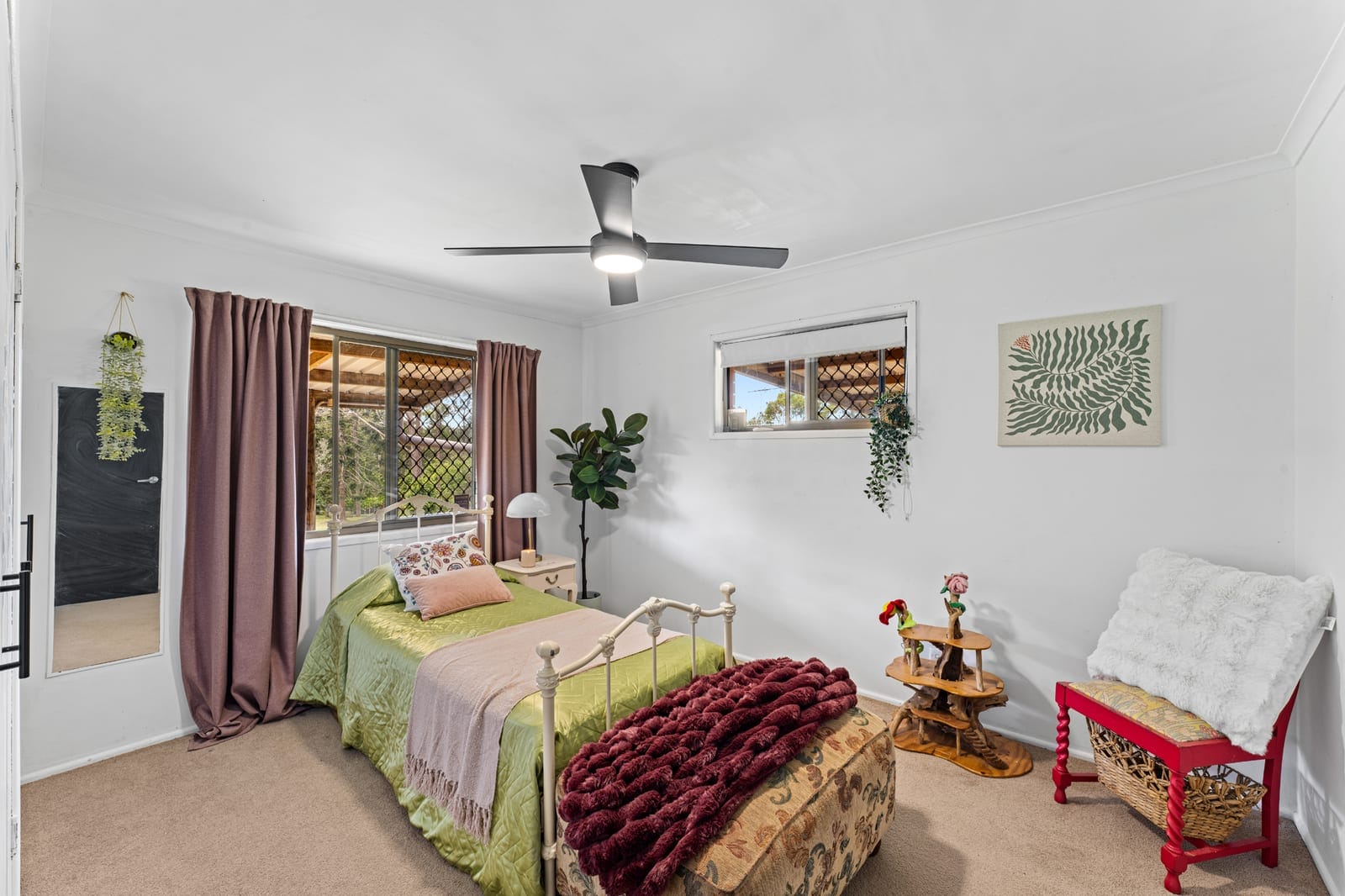 Acreage Living, Mountain Views & Endless Potential