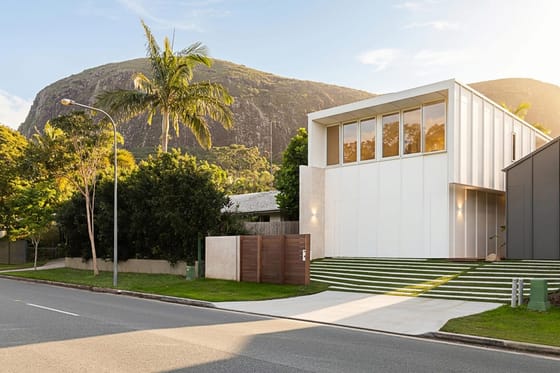 A New Chapter in Contemporary Coastal Living