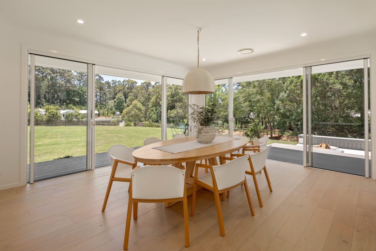 Acreage to Ocean: Best of Both Worlds!