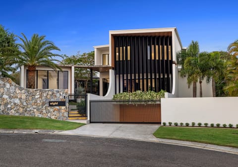 Architectural Excellence. Exceptional Scale. Effortless Coastal Living.