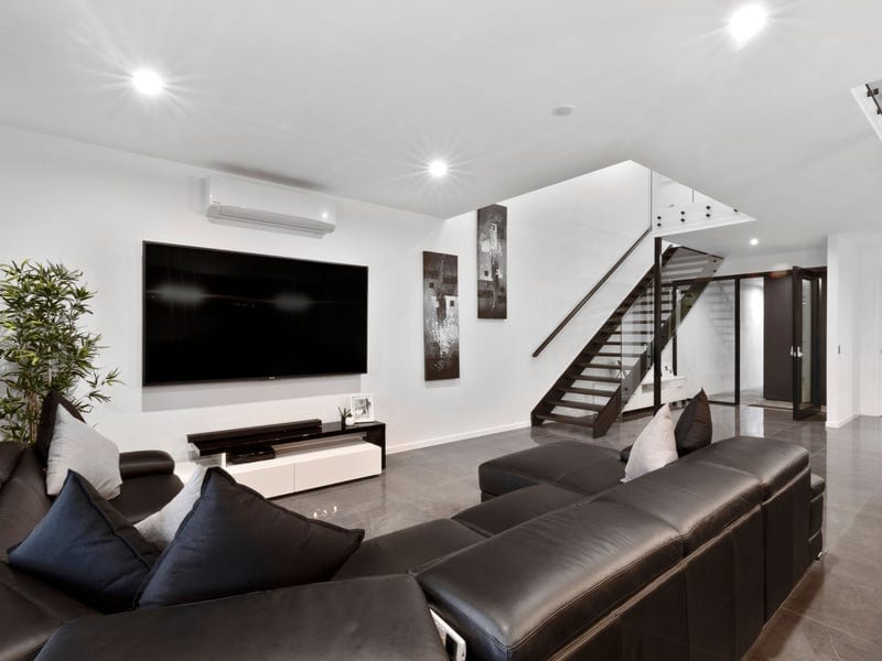 Sophistication @ Sunshine Cove!