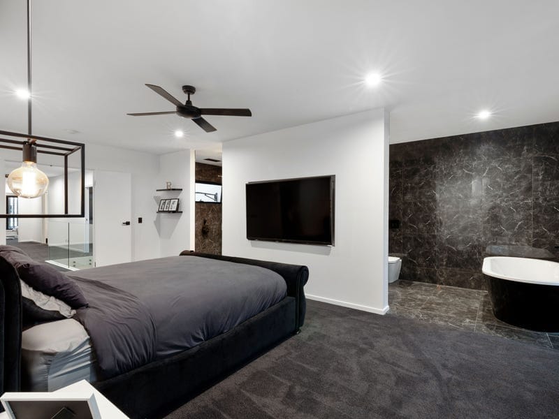 Sophistication @ Sunshine Cove!