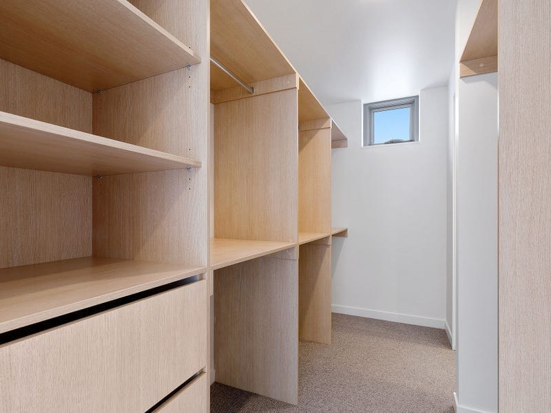 Ocean, Lagoons, & Park View to Savour!