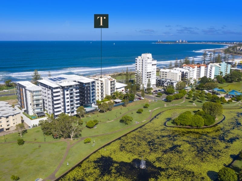 Luxury, Location, Lifestyle Penthouse Perfection!