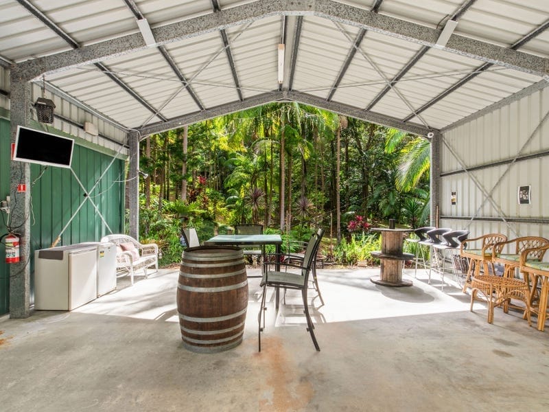 The Ultimate Rainforest Retreat In Buderims Heart...