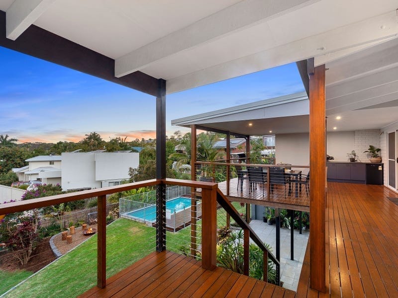 Peaceful, Ocean Views, Dual Living!