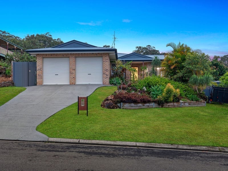 ¼ Acre, Family Perfection!