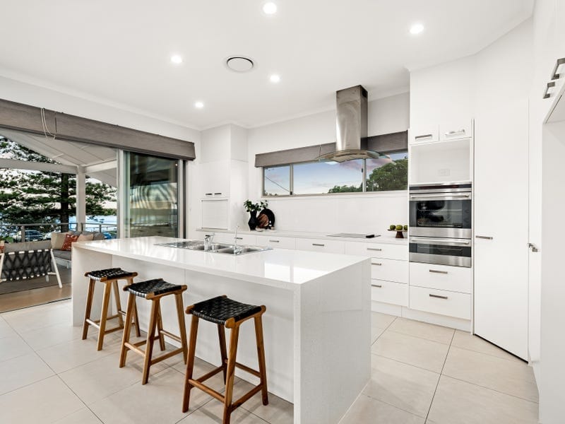 GOLDEN Location, Lifestyle, Opportunity!