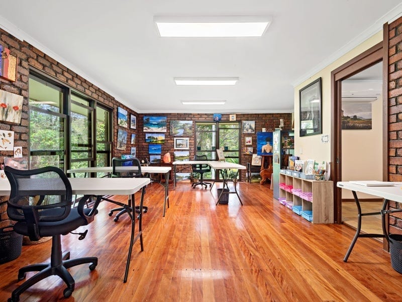 5-Acre Sanctuary: Rainforest, Wildlife, Tranquillity!
