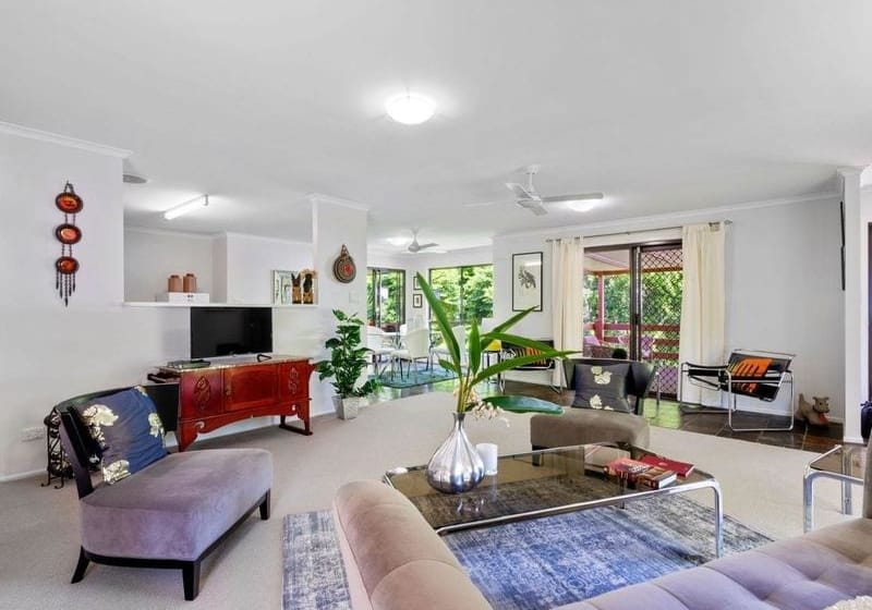 Privacy + Charm in the heart of Buderim