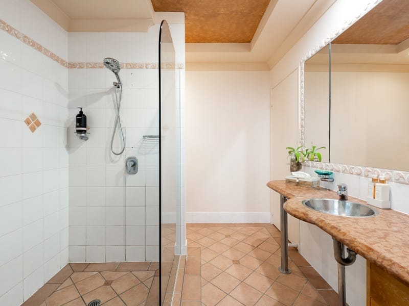 Elevation, Ocean Views, Dual Living!