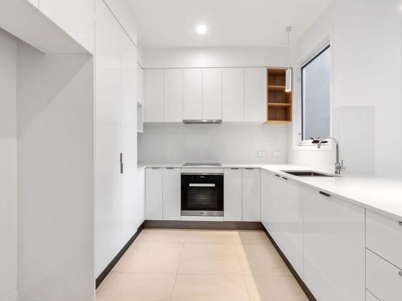 Brand New High-End Living!
