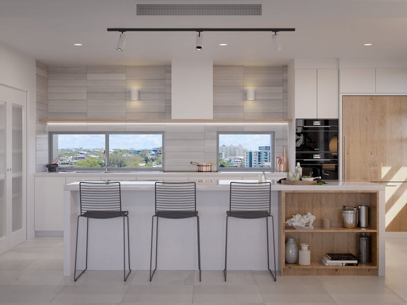 Full Floor Penthouse Perfection…200m to Sand!