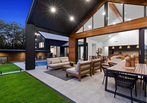 EXCLUSIVE BRAND NEW FAMILY HOME NESTLED AMONGST PRIVATE BUSHLAND SETTING